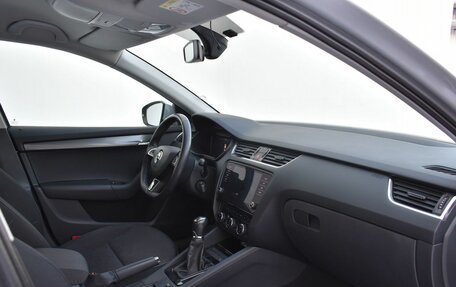 Skoda Octavia, 2018 год, 1 695 000 рублей, 21 фотография