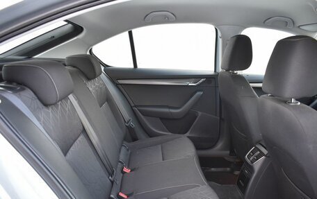 Skoda Octavia, 2018 год, 1 695 000 рублей, 19 фотография