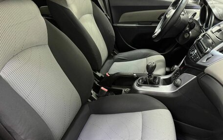 Chevrolet Cruze II, 2013 год, 960 000 рублей, 9 фотография