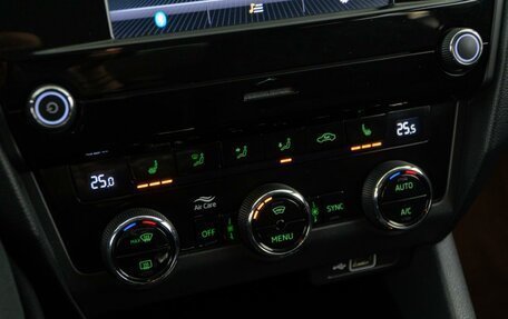 Skoda Octavia, 2019 год, 1 989 444 рублей, 14 фотография