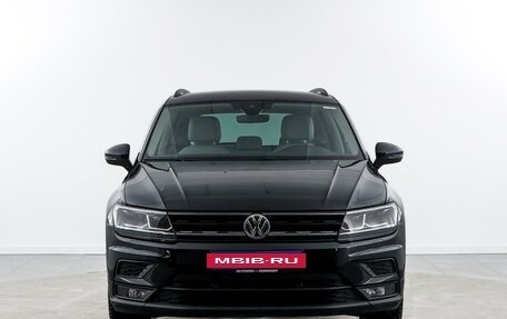 Volkswagen Tiguan II, 2019 год, 2 632 444 рублей, 3 фотография