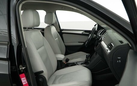 Volkswagen Tiguan II, 2019 год, 2 632 444 рублей, 8 фотография