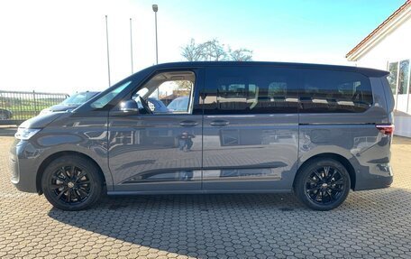 Volkswagen Multivan, 2025 год, 11 990 000 рублей, 2 фотография