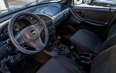 Chevrolet Niva I рестайлинг, 2018 год, 725 245 рублей, 5 фотография