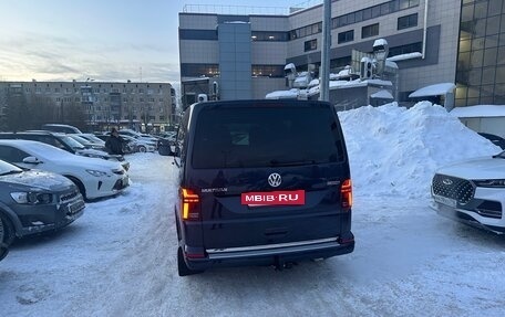 Volkswagen Multivan T6 рестайлинг, 2021 год, 5 250 000 рублей, 4 фотография