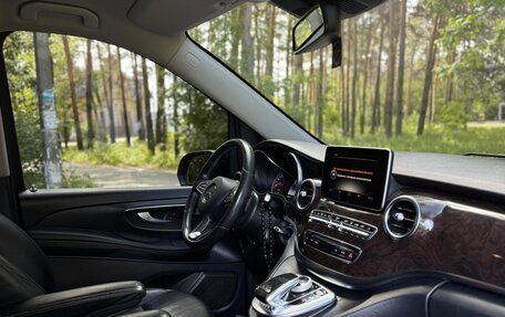 Mercedes-Benz V-Класс, 2014 год, 2 800 000 рублей, 19 фотография