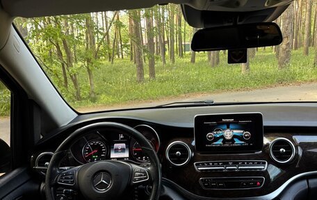 Mercedes-Benz V-Класс, 2014 год, 2 800 000 рублей, 15 фотография