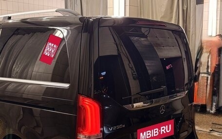 Mercedes-Benz V-Класс, 2014 год, 2 800 000 рублей, 11 фотография