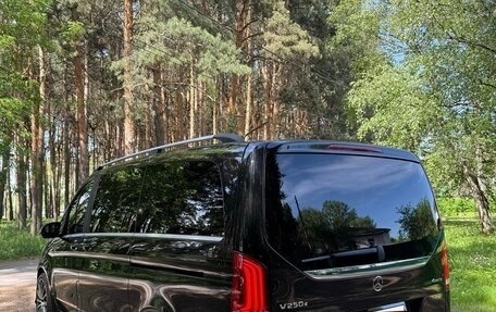 Mercedes-Benz V-Класс, 2014 год, 2 800 000 рублей, 32 фотография