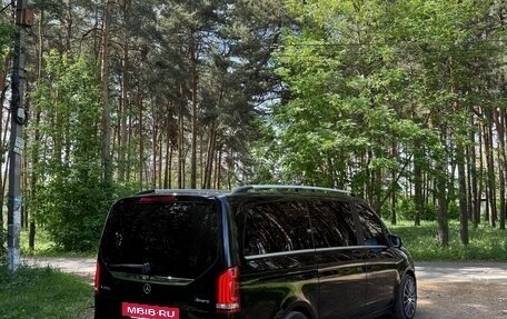 Mercedes-Benz V-Класс, 2014 год, 2 800 000 рублей, 28 фотография