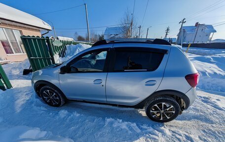 Renault Sandero II рестайлинг, 2016 год, 650 000 рублей, 4 фотография