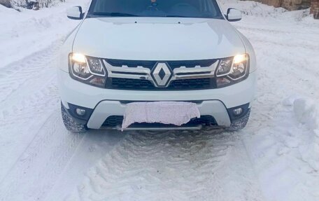 Renault Duster I рестайлинг, 2017 год, 1 300 000 рублей, 4 фотография