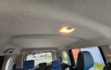 Toyota Roomy I, 2017 год, 930 000 рублей, 26 фотография