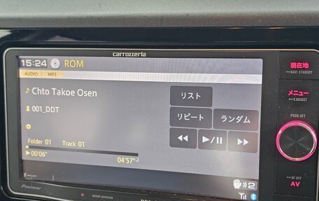 Toyota Roomy I, 2017 год, 930 000 рублей, 33 фотография