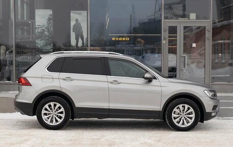 Volkswagen Tiguan II, 2017 год, 2 850 000 рублей, 4 фотография