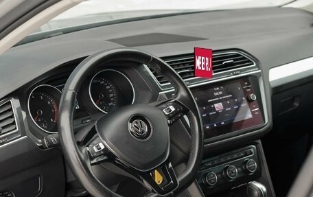 Volkswagen Tiguan II, 2017 год, 2 850 000 рублей, 11 фотография