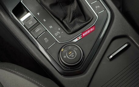 Volkswagen Tiguan II, 2017 год, 2 850 000 рублей, 16 фотография