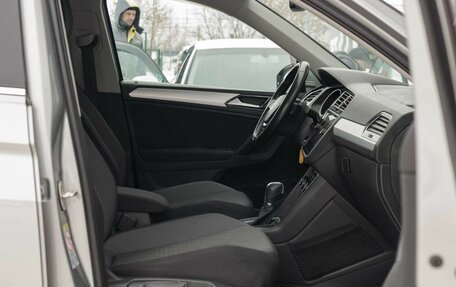 Volkswagen Tiguan II, 2017 год, 2 850 000 рублей, 19 фотография