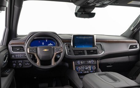 Chevrolet Suburban, 2023 год, 13 390 404 рублей, 9 фотография
