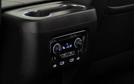 Chevrolet Suburban, 2023 год, 13 390 404 рублей, 19 фотография