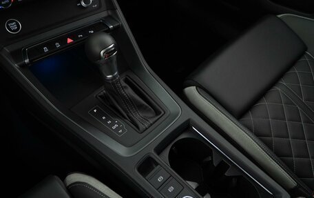 Audi Q3, 2024 год, 4 249 999 рублей, 21 фотография