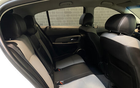 Chevrolet Cruze II, 2013 год, 1 049 000 рублей, 12 фотография