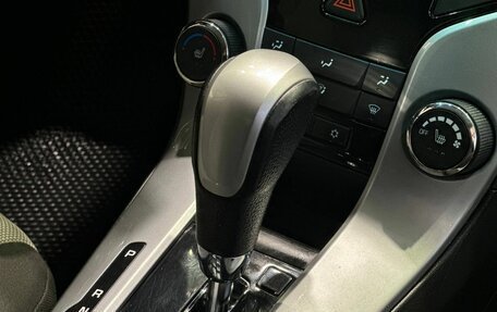 Chevrolet Cruze II, 2013 год, 829 900 рублей, 13 фотография