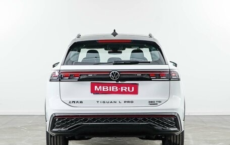 Volkswagen Tiguan, 2025 год, 4 994 434 рублей, 4 фотография