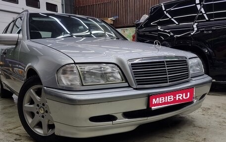 Mercedes-Benz C-Класс, 2000 год, 980 000 рублей, 1 фотография