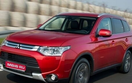 Mitsubishi Outlander III рестайлинг 3, 2013 год, 980 000 рублей, 1 фотография