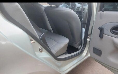 Renault Symbol I, 2002 год, 350 000 рублей, 9 фотография