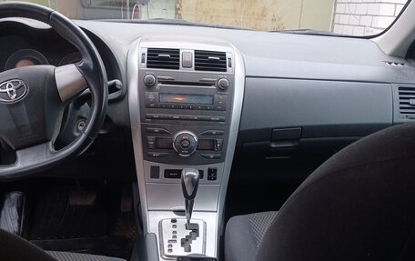 Toyota Corolla, 2011 год, 800 000 рублей, 9 фотография