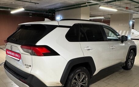 Toyota RAV4, 2024 год, 4 100 000 рублей, 4 фотография