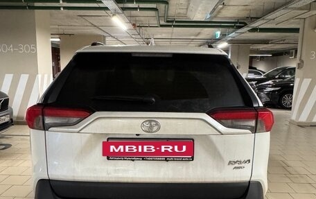 Toyota RAV4, 2024 год, 4 100 000 рублей, 3 фотография