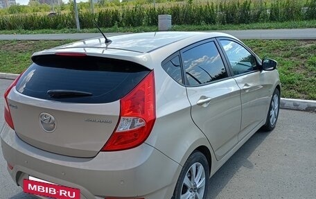 Hyundai Solaris II рестайлинг, 2013 год, 850 000 рублей, 6 фотография