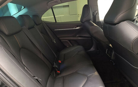 Toyota Camry, 2022 год, 3 990 000 рублей, 9 фотография