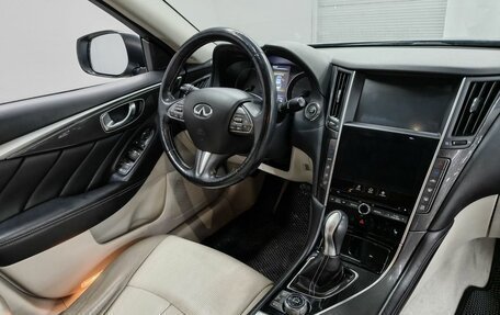 Infiniti Q50 I рестайлинг, 2014 год, 1 643 000 рублей, 10 фотография