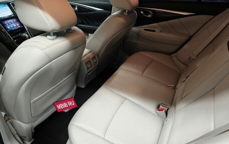 Infiniti Q50 I рестайлинг, 2014 год, 1 643 000 рублей, 14 фотография