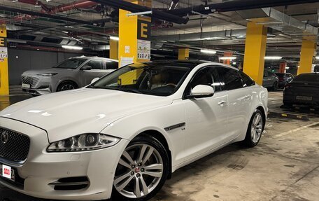 Jaguar XJ IV (X351), 2014 год, 2 500 000 рублей, 2 фотография