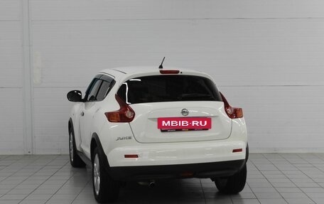 Nissan Juke II, 2013 год, 870 000 рублей, 10 фотография