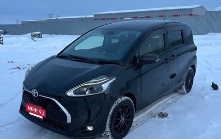 Toyota Sienta II, 2019 год, 1 700 000 рублей, 2 фотография