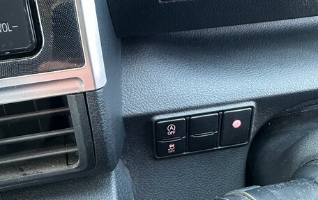 Toyota Sienta II, 2019 год, 1 700 000 рублей, 12 фотография