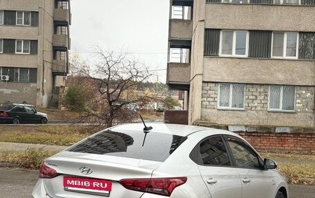 Hyundai Solaris II рестайлинг, 2019 год, 1 400 000 рублей, 8 фотография