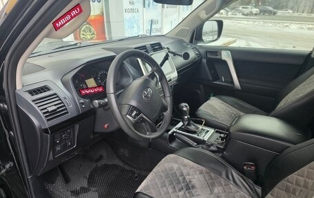 Toyota Land Cruiser Prado 150 рестайлинг 2, 2019 год, 5 000 000 рублей, 8 фотография