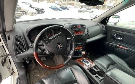 Cadillac SRX II рестайлинг, 2004 год, 575 000 рублей, 13 фотография