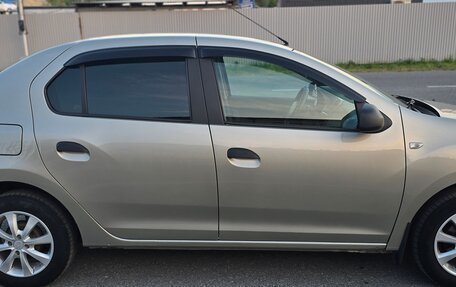 Renault Logan II, 2015 год, 950 000 рублей, 5 фотография