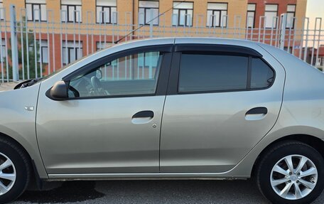 Renault Logan II, 2015 год, 950 000 рублей, 9 фотография