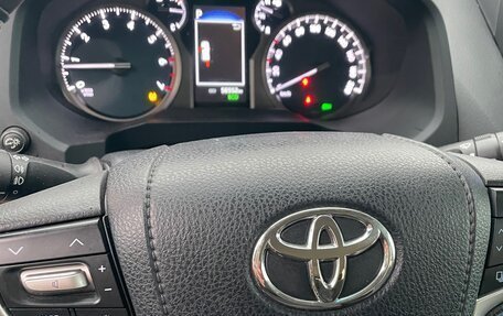 Toyota Land Cruiser Prado 150 рестайлинг 2, 2021 год, 7 500 000 рублей, 2 фотография