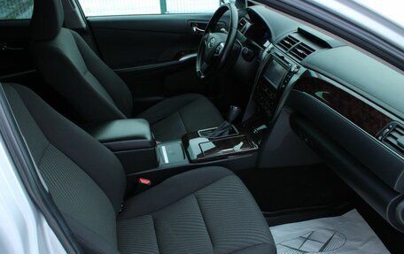 Toyota Camry, 2016 год, 2 350 000 рублей, 19 фотография