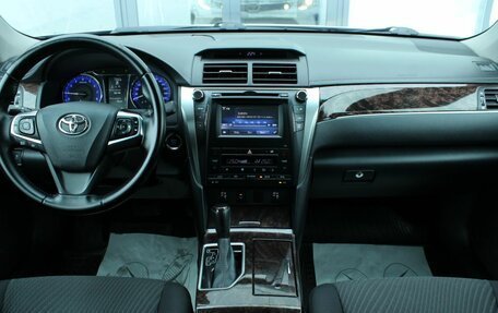 Toyota Camry, 2016 год, 2 350 000 рублей, 20 фотография